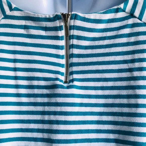 ๐Old Navy Medium Size White With Green Stripes Long Sleeves Top - Picture 5 of 12
